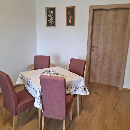 Apartment Nh12 Bratislava Ngoại thất bức ảnh