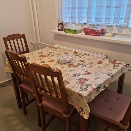 Apartment Nh12 Bratislava Ngoại thất bức ảnh
