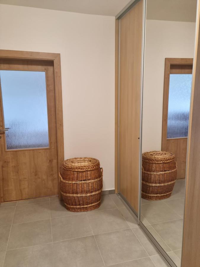 Apartment Nh12 Bratislava Ngoại thất bức ảnh