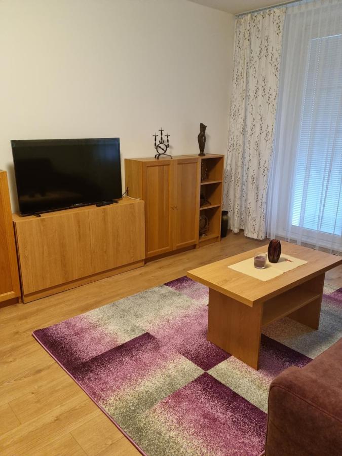 Apartment Nh12 Bratislava Ngoại thất bức ảnh